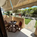 Sea Side Apartments & Studios-Renovated Τσιλιβί