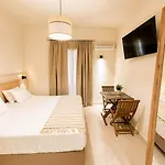 Sea Side Apartments & Studios-Renovated Ciliví