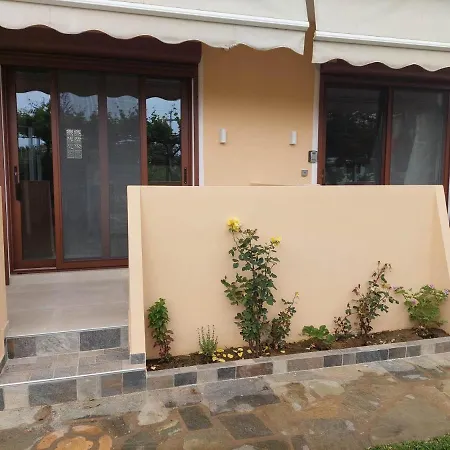 Sea Side Apartments & Studios-Renovated טסיליבי