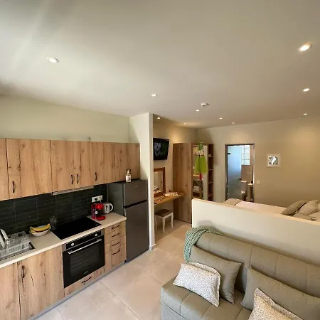 Sea Side 아파트 *