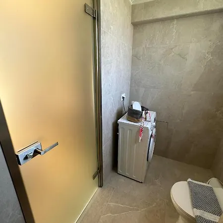 Sea Side Apartments & Studios-Renovated * טסיליבי