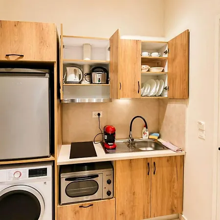 Sea Side & Studios-renovated Apartament